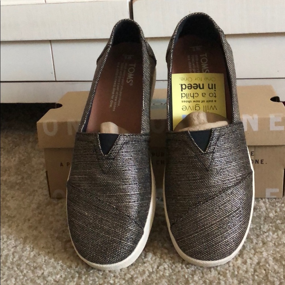 TOMS Avalon Fashions sneakers